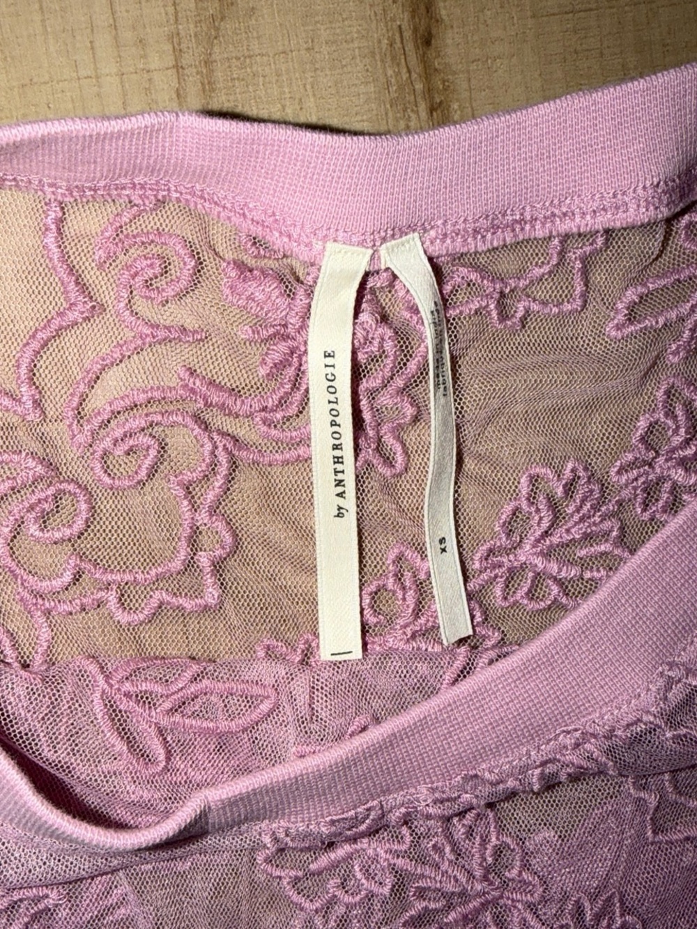 Anthropologie Women's Embroidered Sheer Lace Lavender Short Sleeve Top- XS - Picture 6 of 8